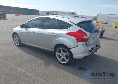 2012 Ford Focus Titanium из США, поврежденный, VIN 1FAHP3N25CL266715